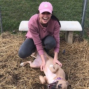 Meet your Posher, Cassi